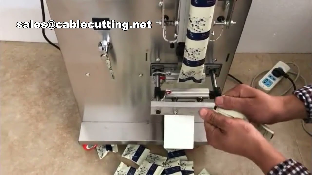 Manual Dry Powder Weighing and Filling Machine for Spices and Detergent