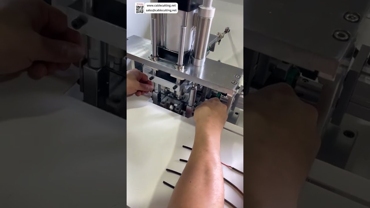 Switch Round Cable Mid Span Stripping Machine  High Efficiency Middle Section Peeling - Shorts