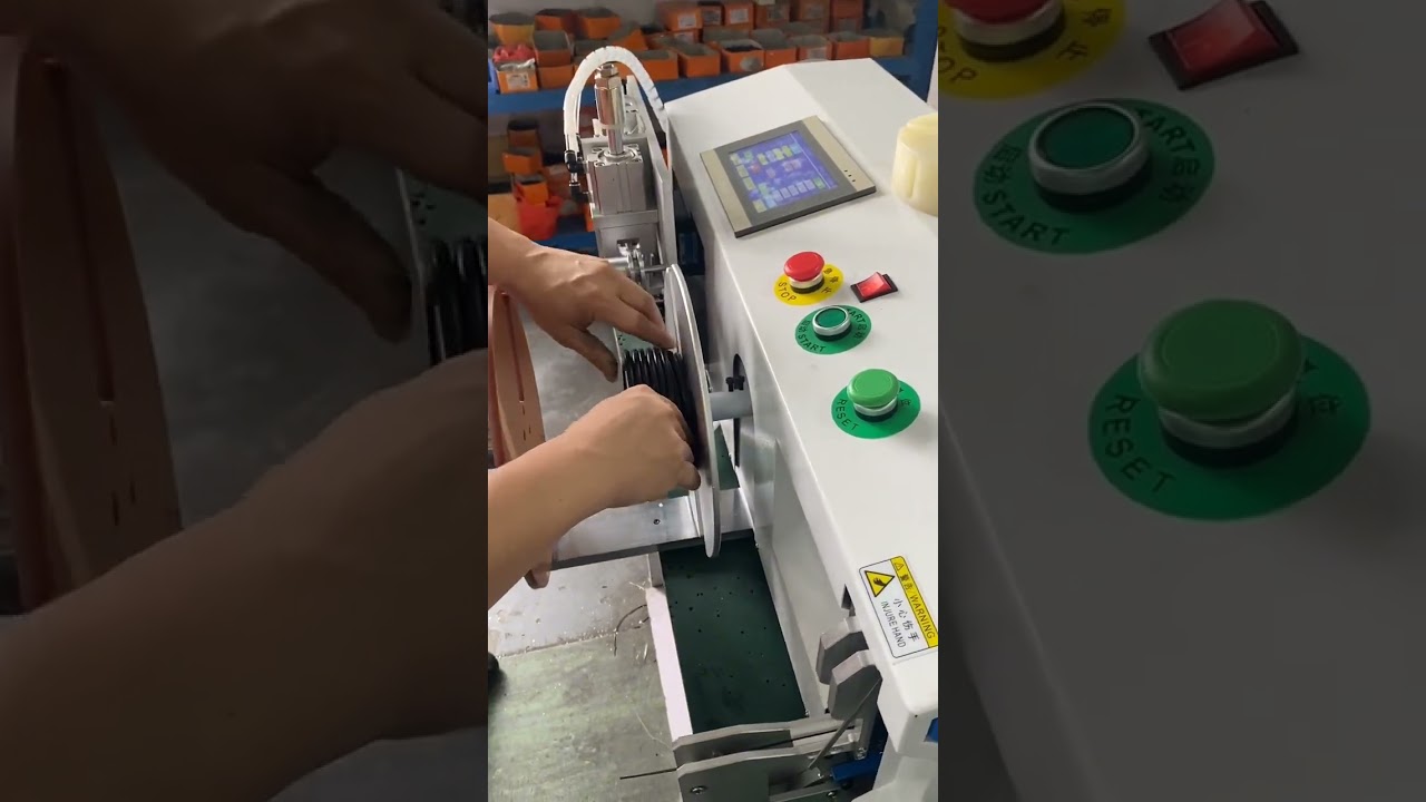 Automatic Meter Counting, Traversing, Cutting, Wire Winding & Tying Machine for Large Roll Split