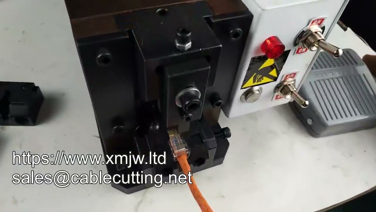 Cat6e Network Cable Making Machine Rj45 Crystal Head Molding Machine